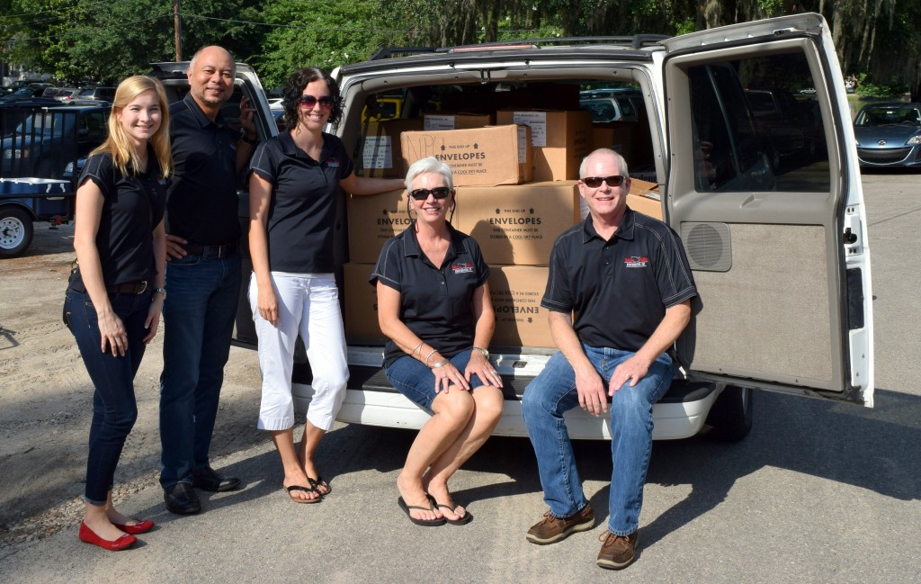 Notaries Give Back